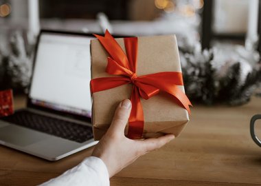 подарунки на новий рік колегам