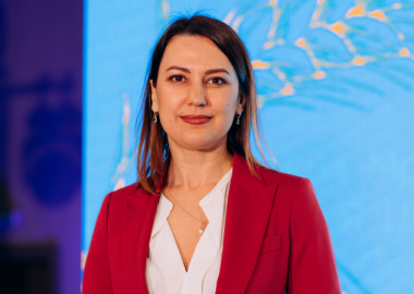 ефективний лідер банк південний