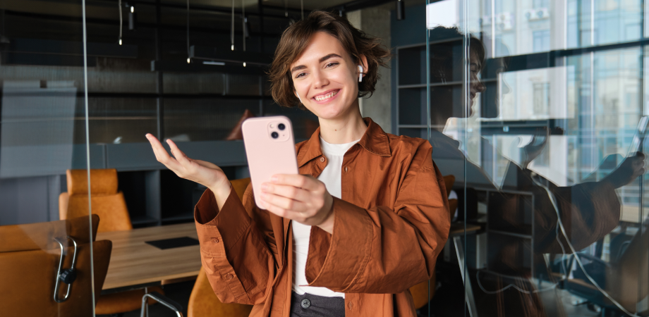 Employee Generated Content. Чому бренди віддають камеру працівникам – і це найкраща реклама — budni.robota.ua Employee Generated Content. Чому бренди віддають камеру працівникам – і це найкраща реклама