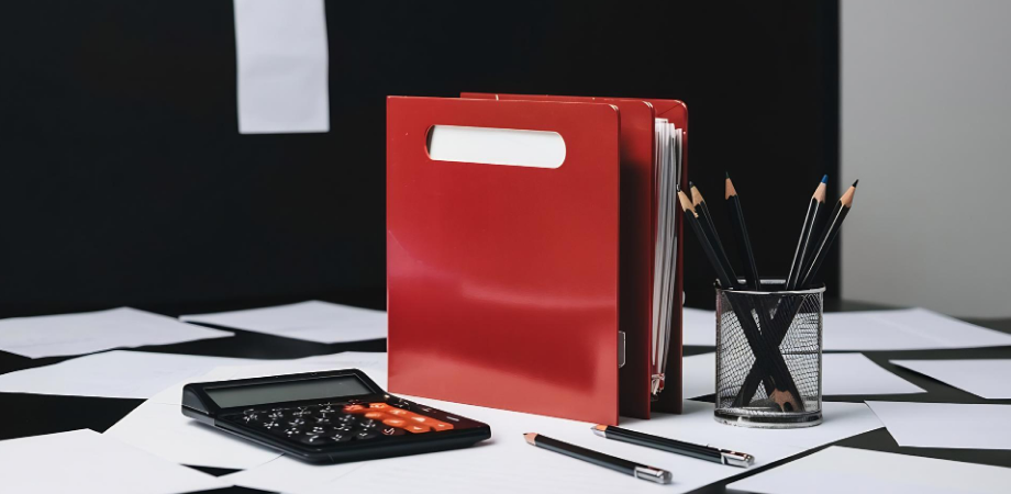 Все, що треба знати про премії: розбираємося в нюансах разом із юристкою