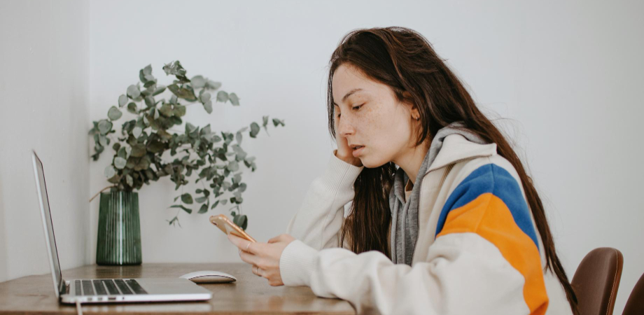 Ви залишились без роботи через війну? Розповідаємо, як отримати компенсацію через Дію